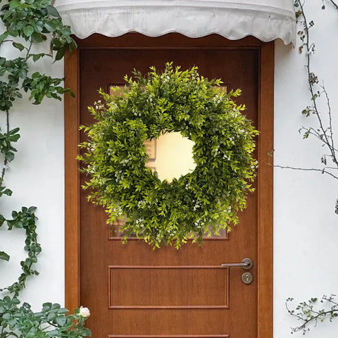 Chiyinbao wreath side view demonstrating full rounded profile