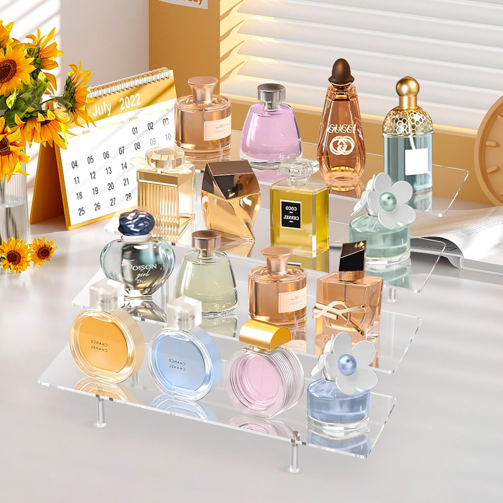 CHONOVO shelf size scale with perfume bottles showing organized presentation