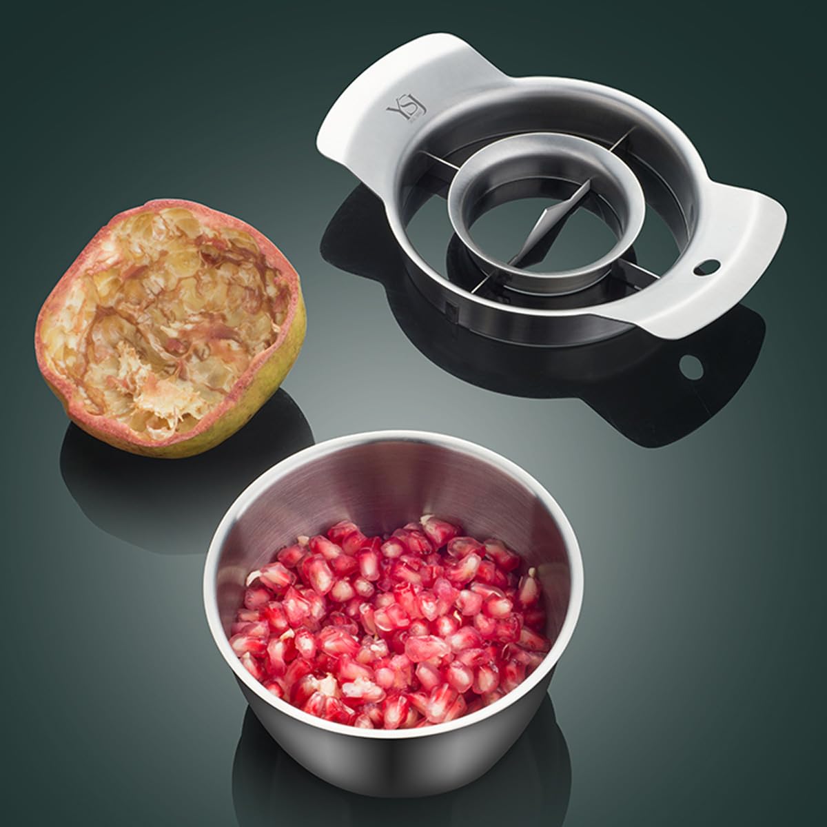 choxila deseeding bowl filled with pomegranate seeds for mess-free collection