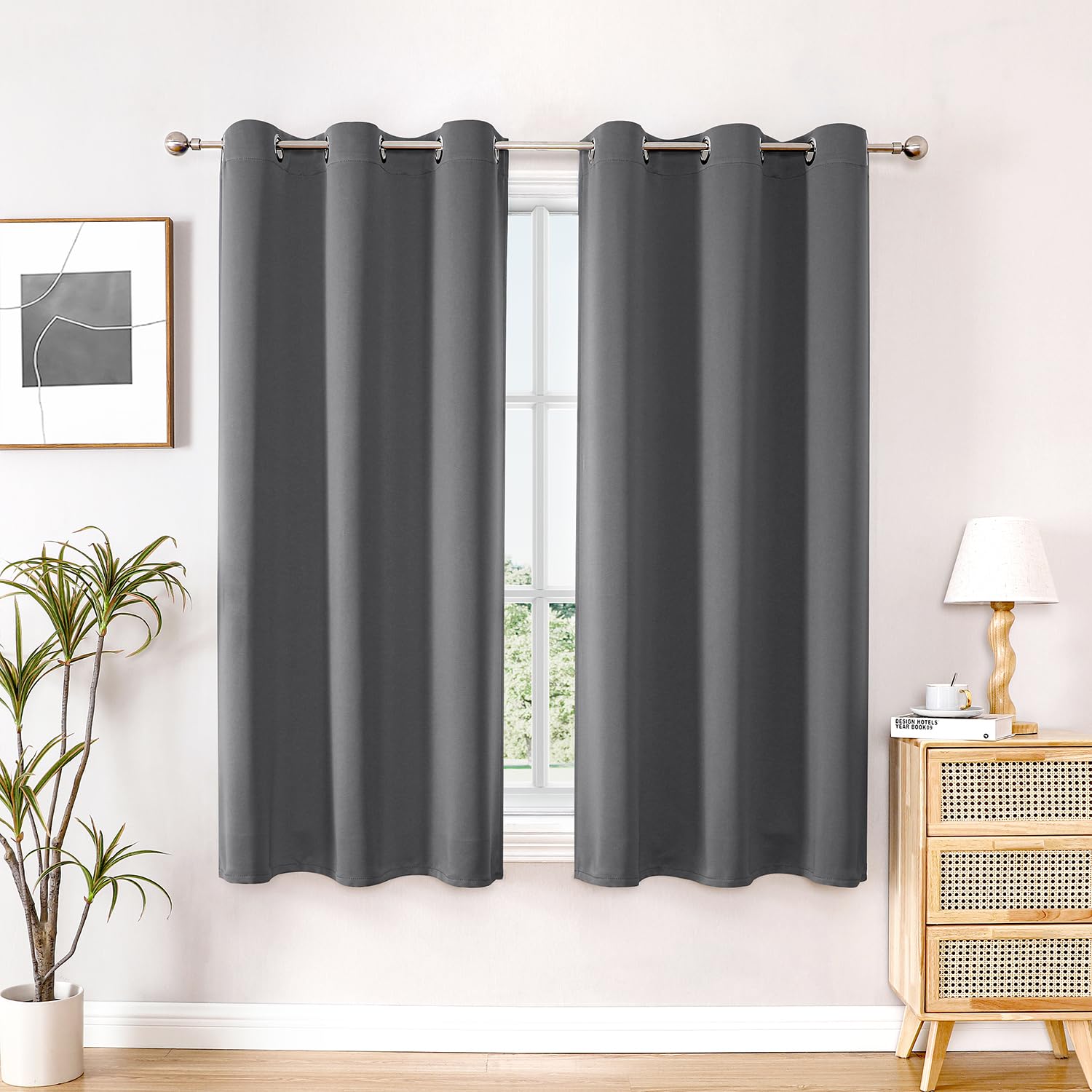 ChrisDowa front panels hung showing full blackout and modern look