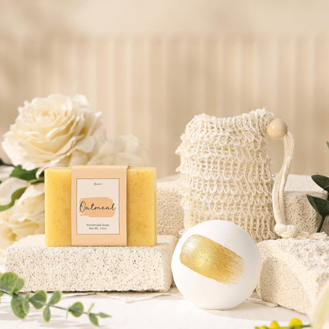 CIAABYS ultra-soft socks paired with knitted heart, comforting touch and warmth