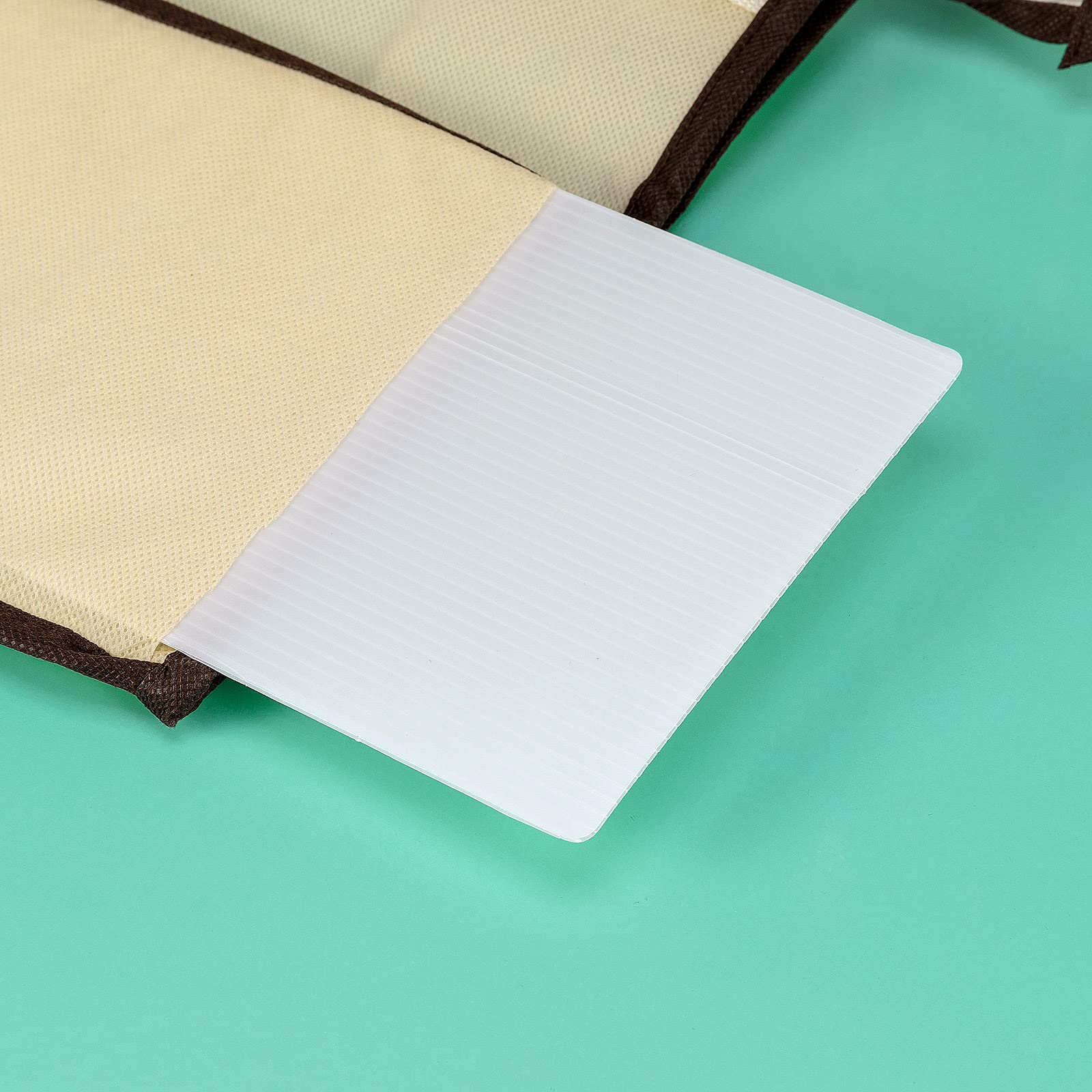 CINPIUK material texture and stitching detail highlights durable construction