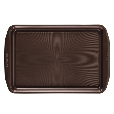 Circulon pans size comparison with kitchen scale showing practical scale and fit