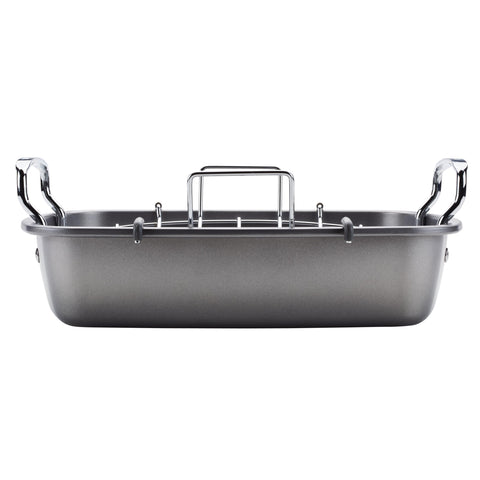 Circulon close-up nonstick surface for easy food release