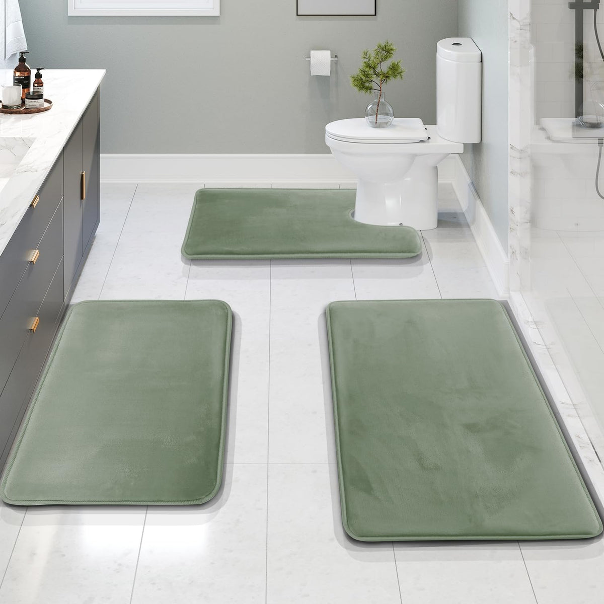 Clara Clark front view of ice green 3-piece set shows cohesive look and softness