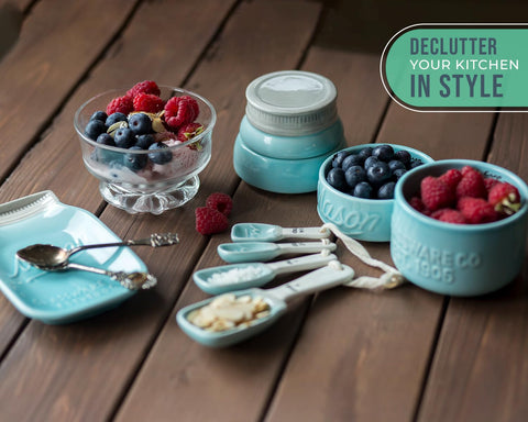 Comfify measuring spoons with coordinating spoon rest showing neat baking convenience