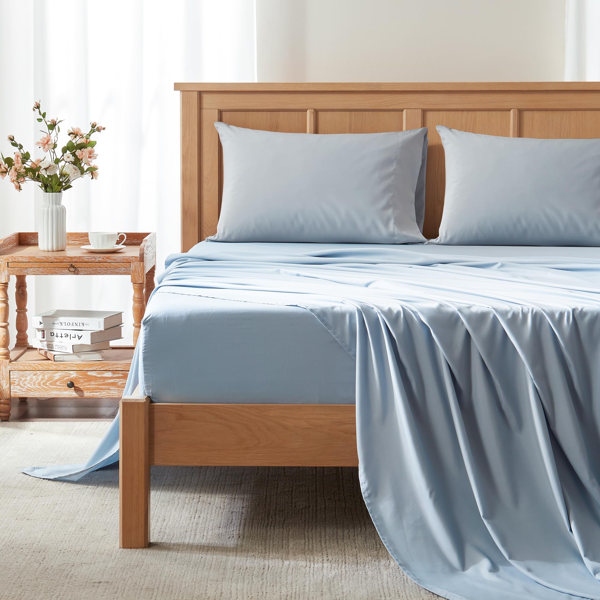Comfort Spaces front packaging showing full King 4-piece set and clear contents benefit