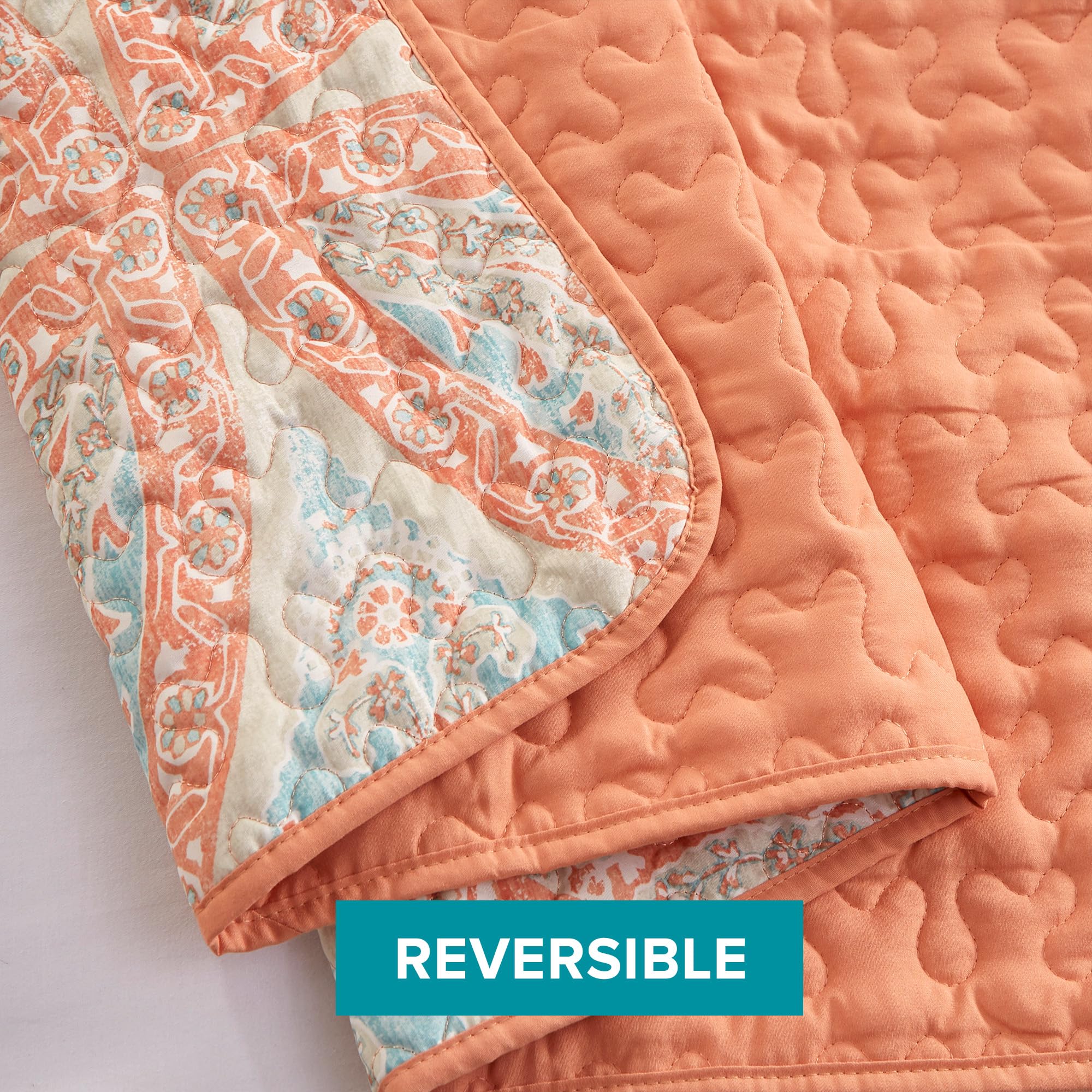 Comfort Spaces quilt edge and vermicelli quilting ensuring even fill and smooth drape