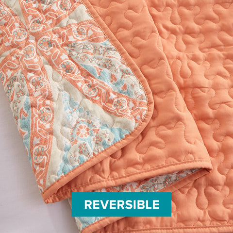 Comfort Spaces quilt edge and vermicelli quilting ensuring even fill and smooth drape