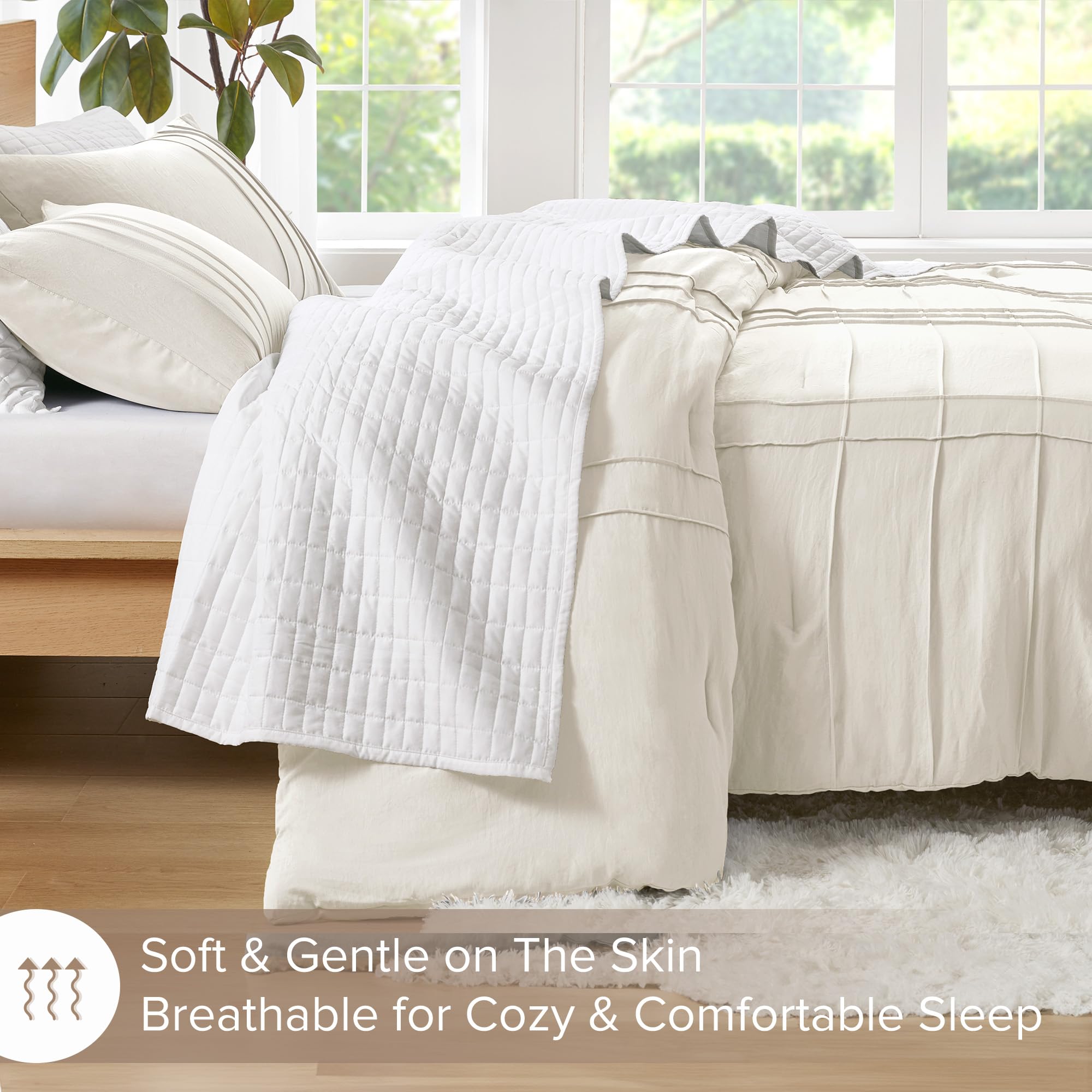 Comfort Spaces porter close texture shot highlights microfiber softness and lasting comfort