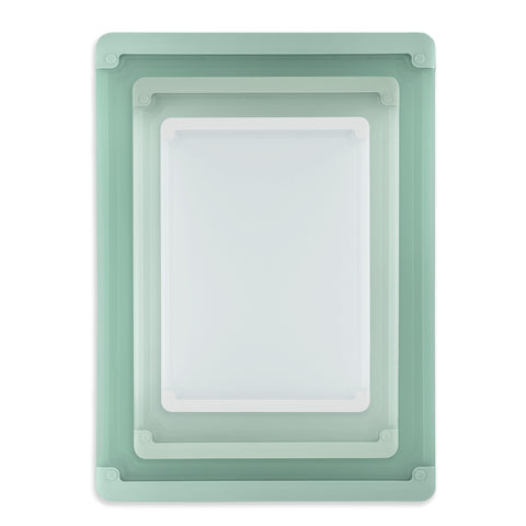 COOK WITH COLOR boards inside dishwasher for quick, hygienic cleaning