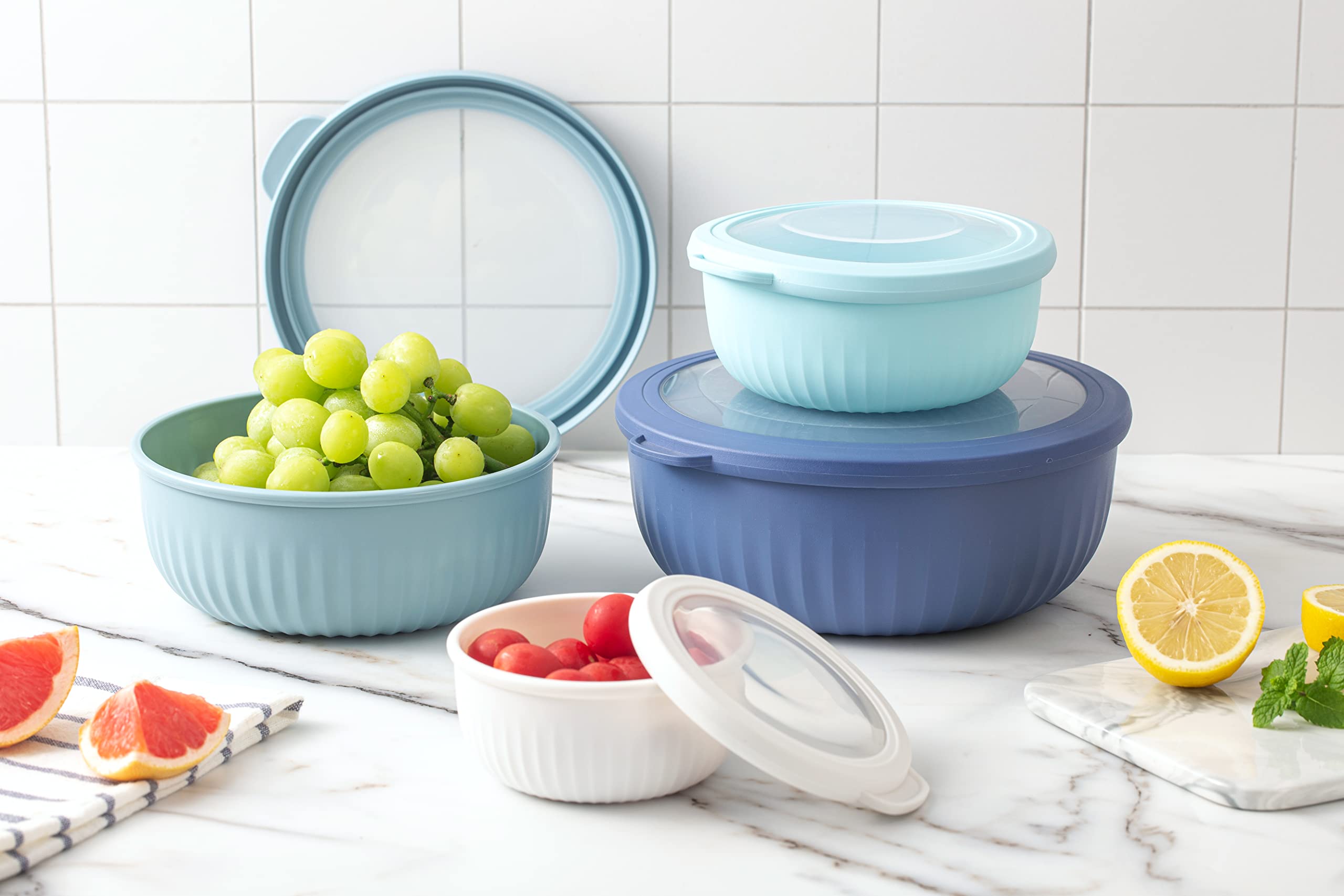 COOK WITH COLOR rim and texture detail highlighting durable, easy-to-clean finish