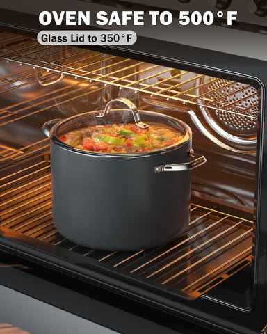 Cooks Standard pot simmering soup on stove illustrating even heating for large batches