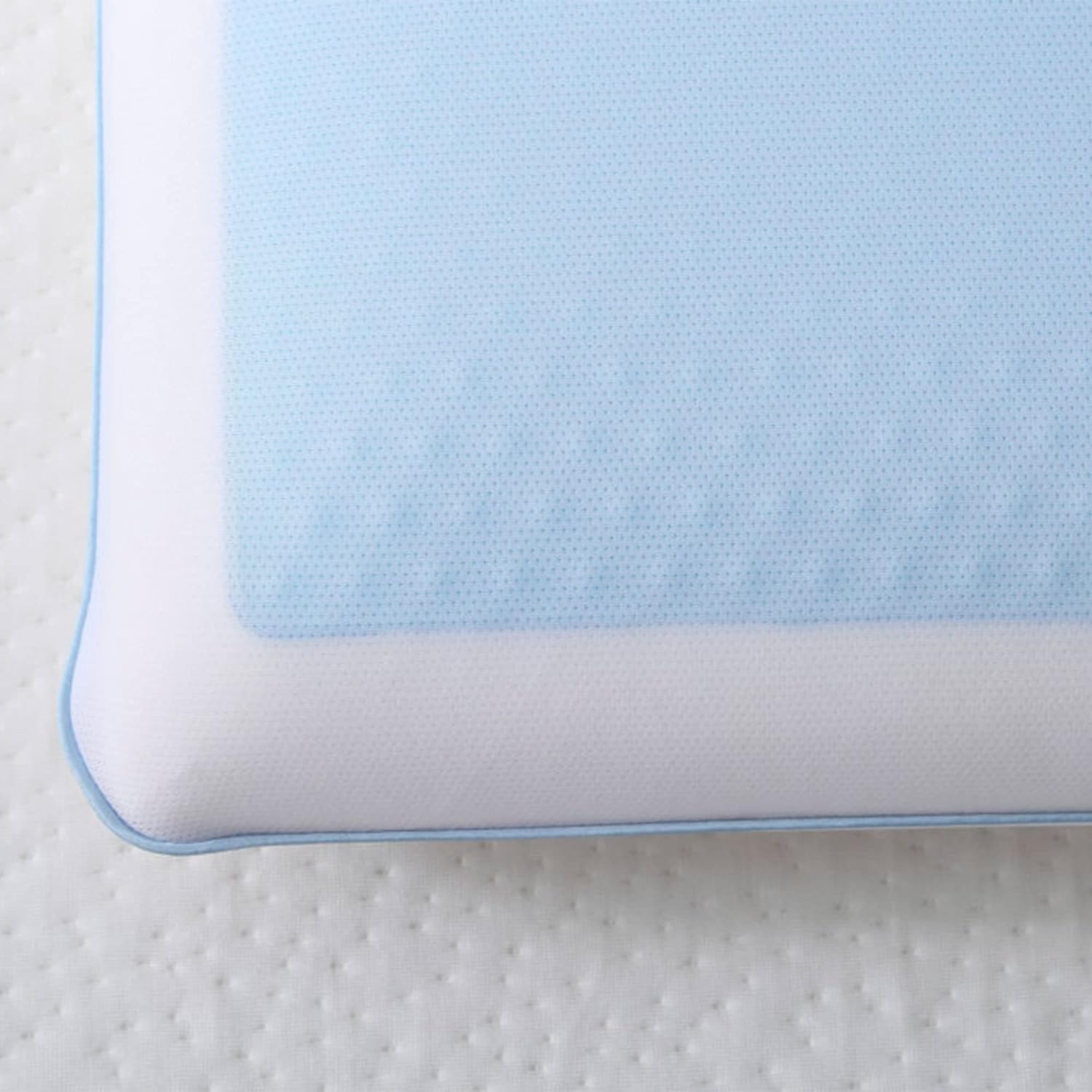 COOL GEL memory foam cross section showing open-cell airflow benefit