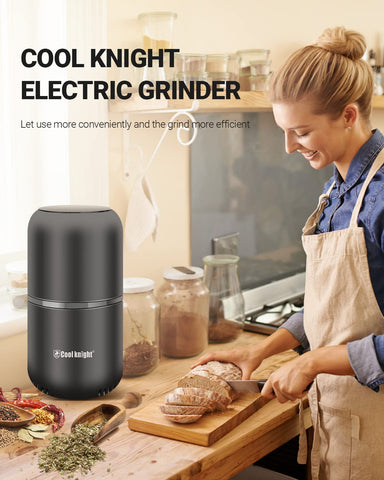 COOL KNIGHT size comparison with scale to show 120g capacity at a glance