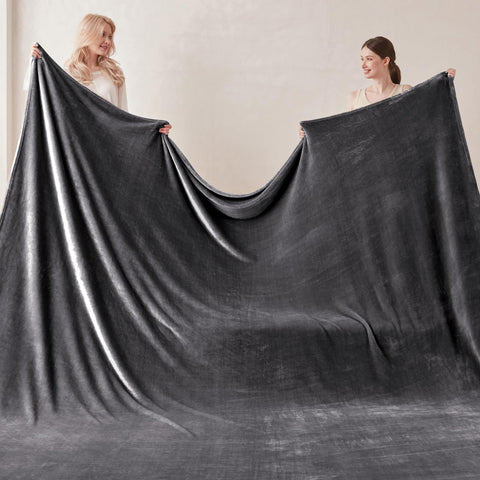 COOVA close-up of fleece texture highlighting softness and skin-friendly comfort benefit