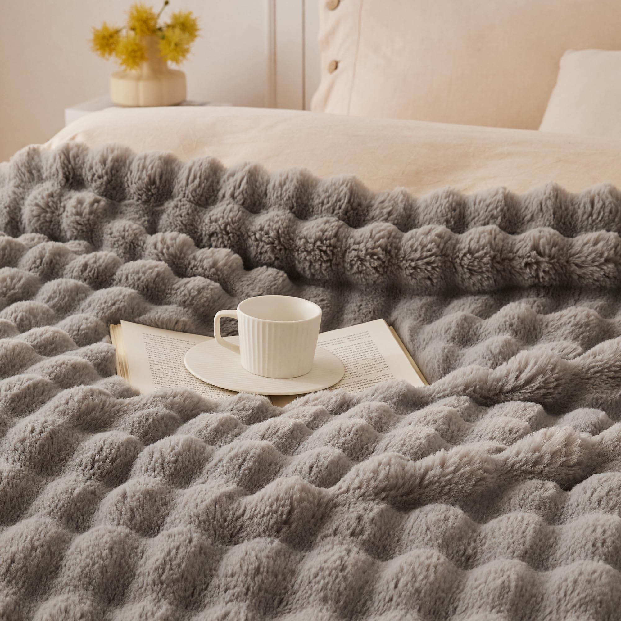 COOVA close-up of bubble texture highlighting plush microfiber softness