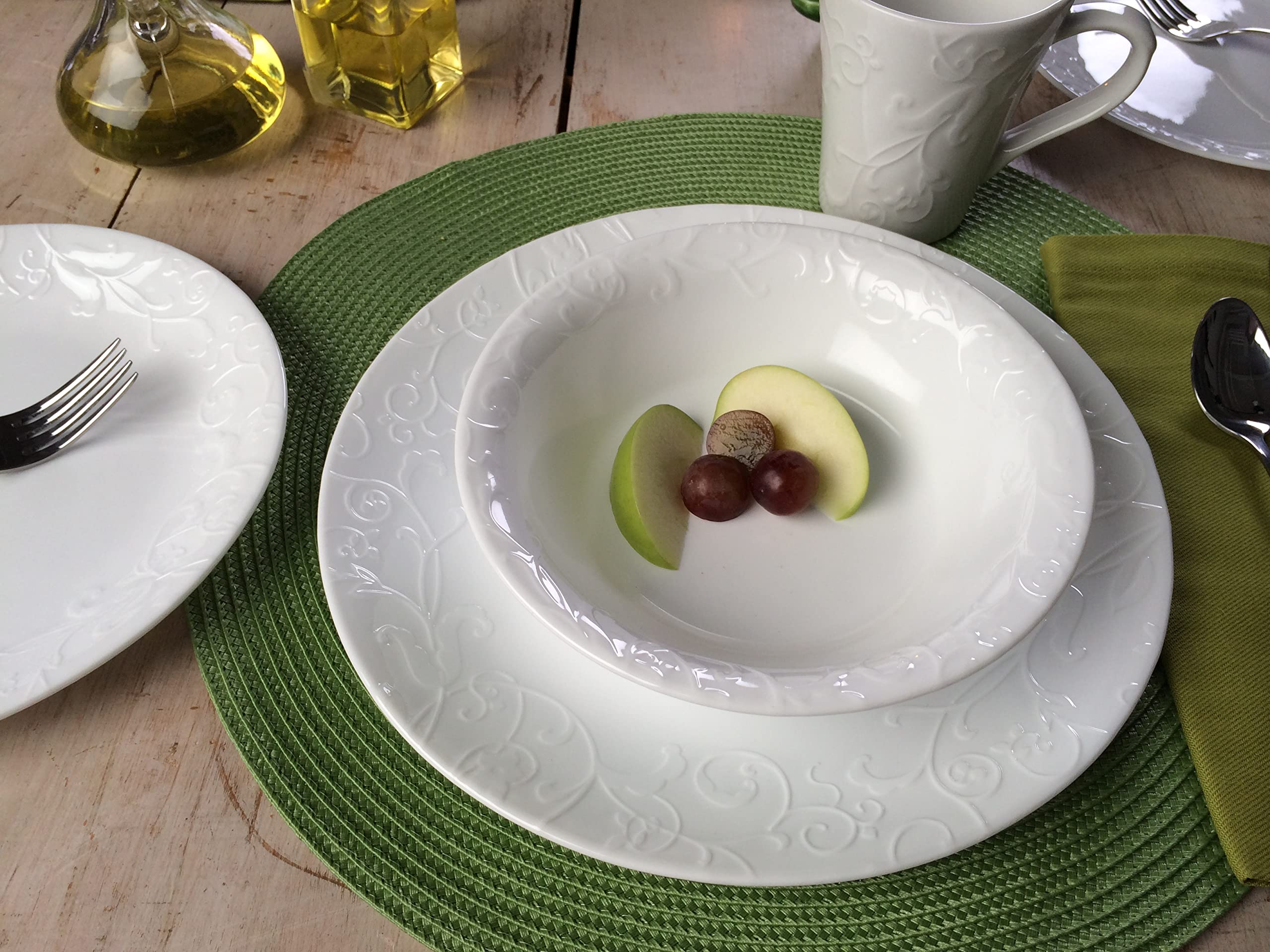 Corelle Bella Faenza edge detail emphasizing thin strong Vitrelle