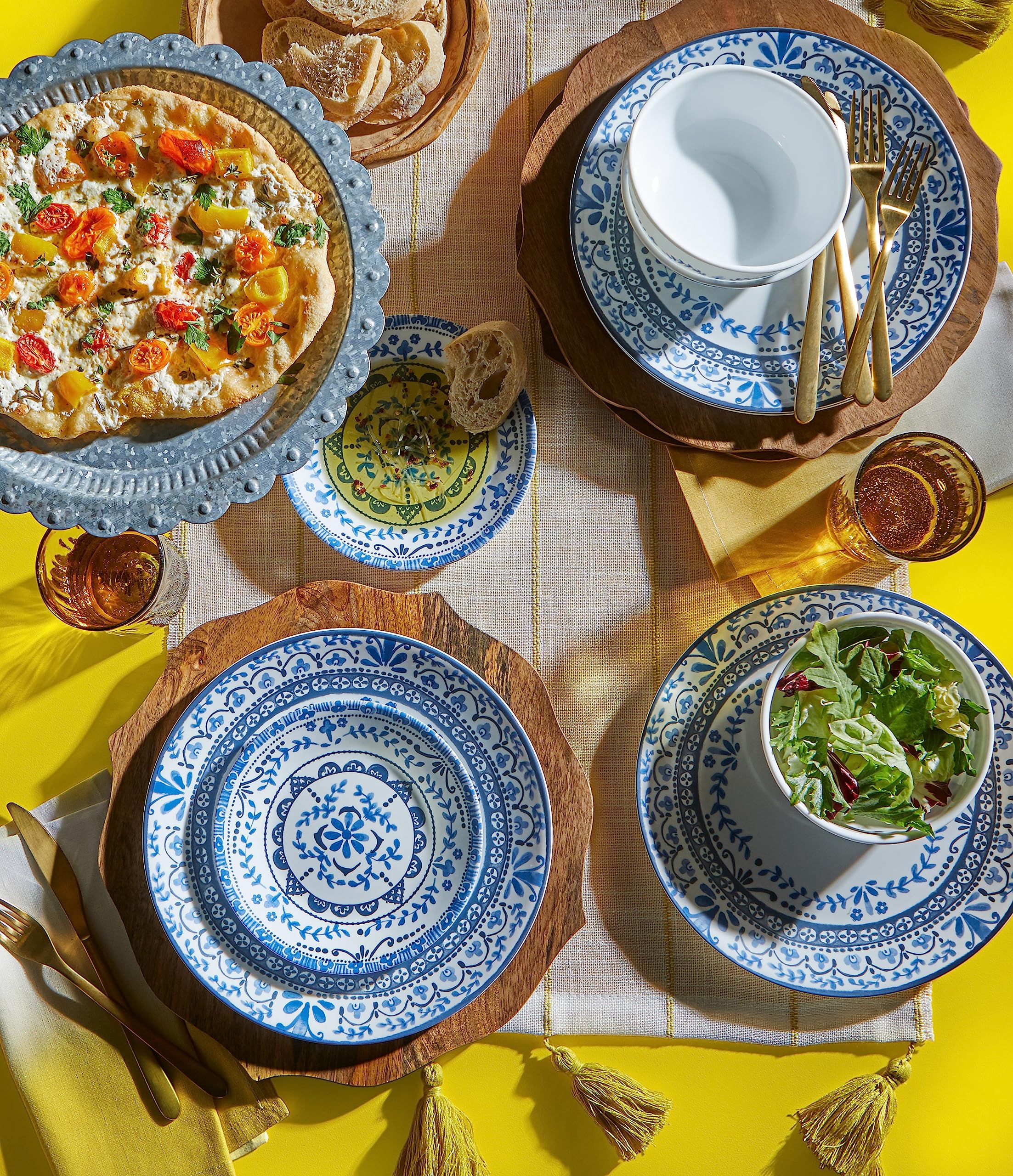 Corelle Portofino plated meal in a table setting benefit: stylish everyday entertaining