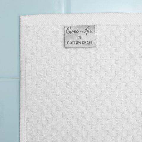 COTTON CRAFT close-up waffle weave texture highlighting softness and improved airflow for faster drying