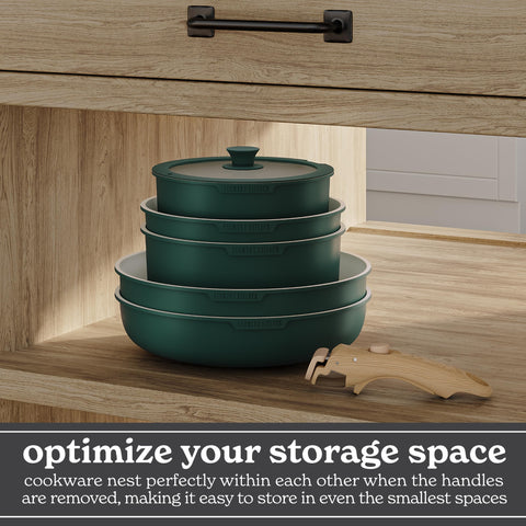 Country Kitchen oven-safe pan inside oven illustrating safe high-temperature cooking to 480°F