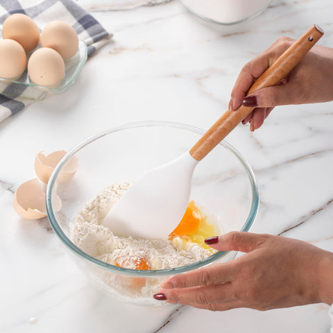Country Kitchen spatula and ladle beside ruler for size comparison and practical fit benefit