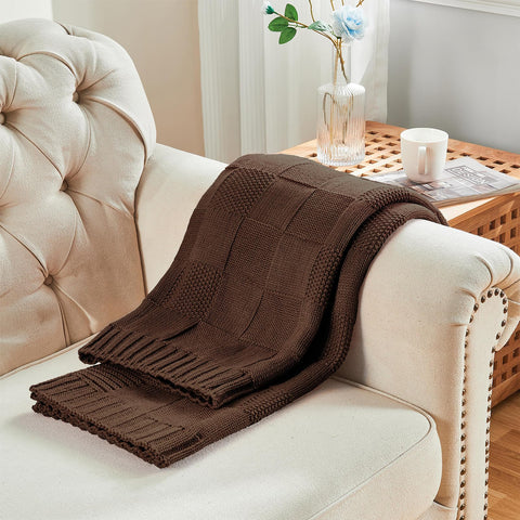 CozeCube edge and stitching detail showing durable knit craftsmanship