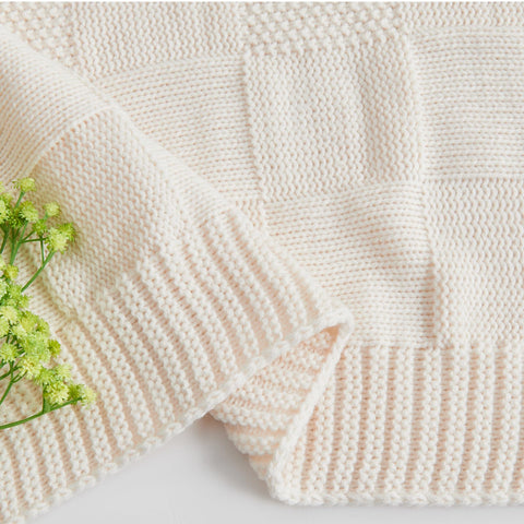 CozeCube throw packaged for gifting showing presentable design and ready-for-gift appeal