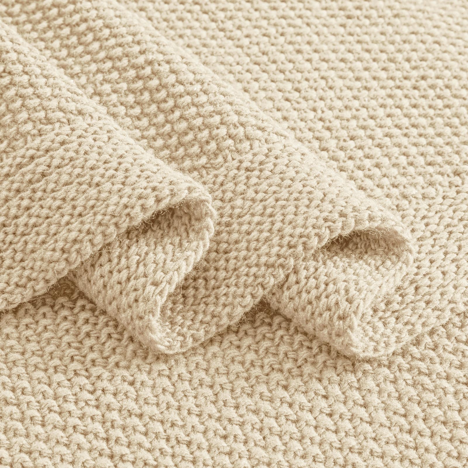 CozeCube packaged blanket ready as a gift for easy presentable giving