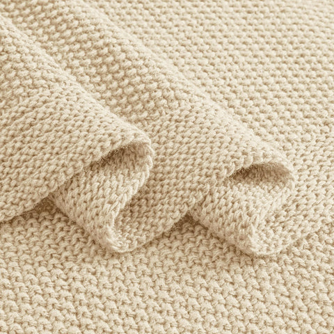 CozeCube packaged blanket ready as a gift for easy presentable giving