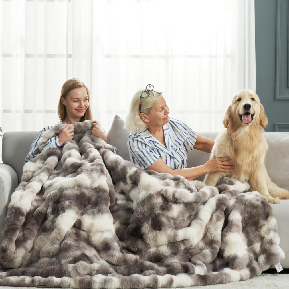 Cozy Bliss close-up of bubble faux fur texture highlighting plush comfort