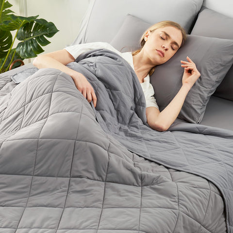 Cozy Bliss front view glacial grey blanket shows cooling look and instant comfort