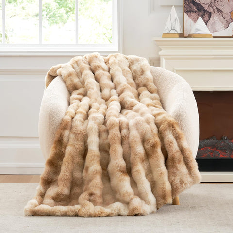 Cozy Bliss front view showing tie-dye beige throw and packaging, inviting comfort