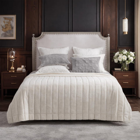 Cozy Bliss reverse backing detail, demonstrates supportive double-layer durability