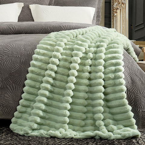 Cozy Bliss edge and stitch detail showing quality finish and durability