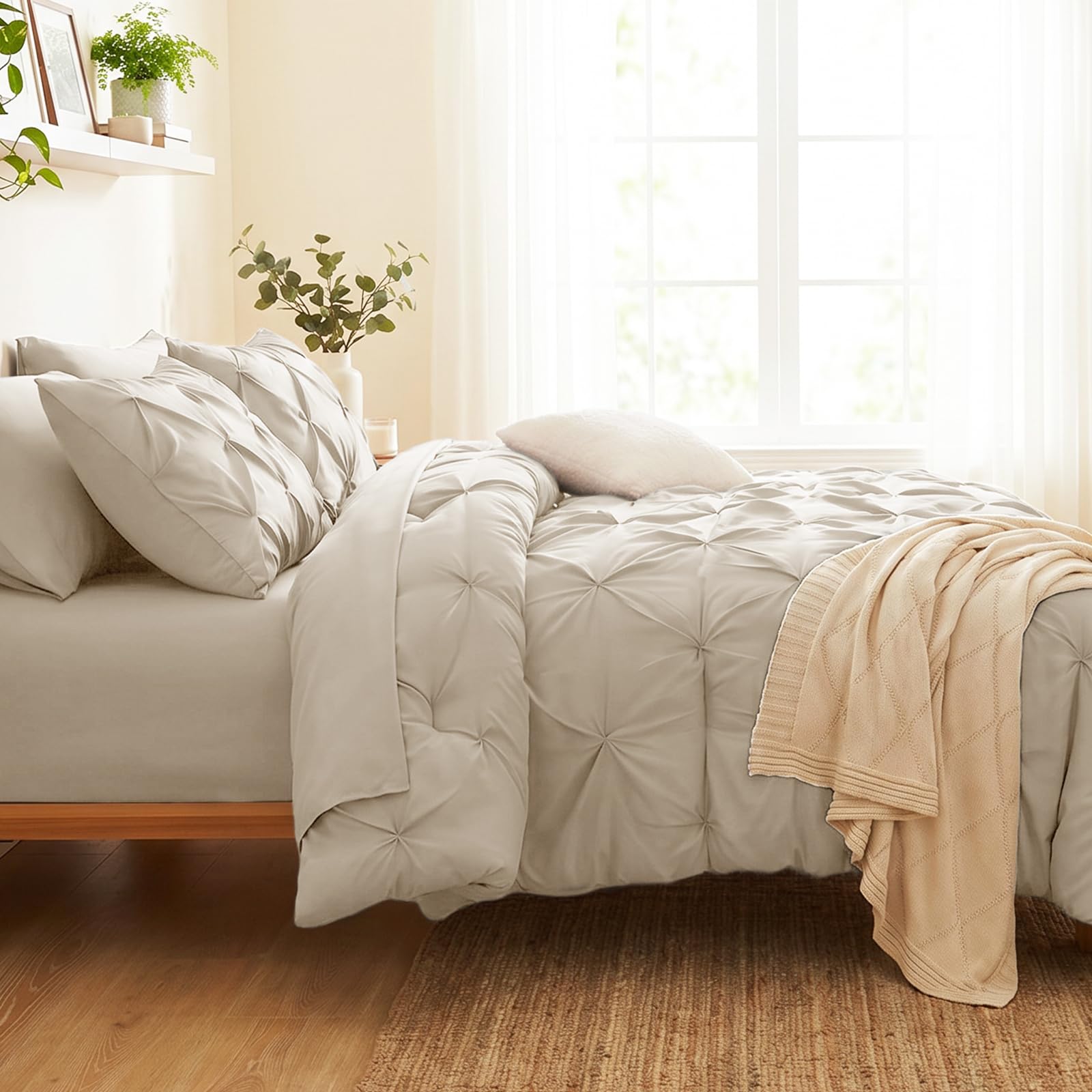 CozyLux comforter scale on queen mattress showing 14-inch side drape for coverage