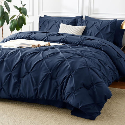 CozyLux full size comforter front view showing neat pintuck and clean edges