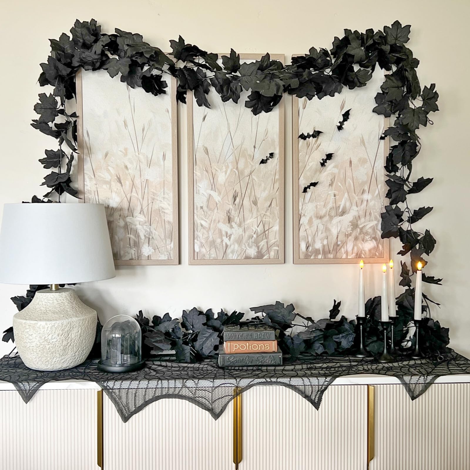 CQURE close-up of black silk leaf texture highlighting lifelike look and durability