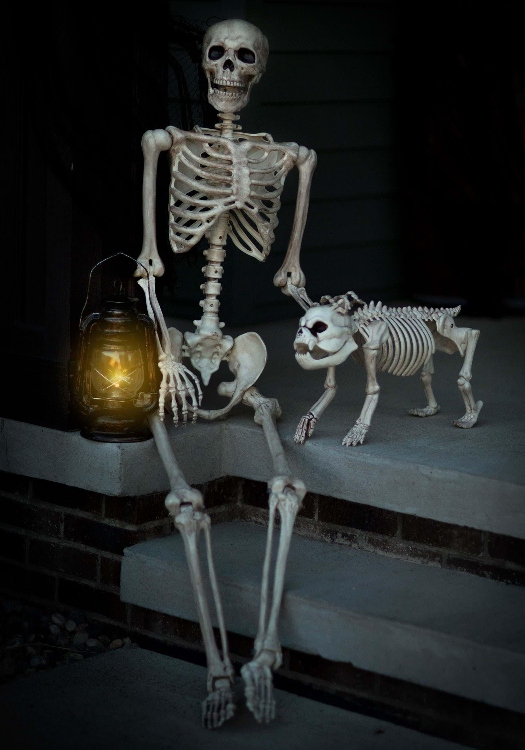 Crazy Bonez leaning against a wall for easy scene placement benefit