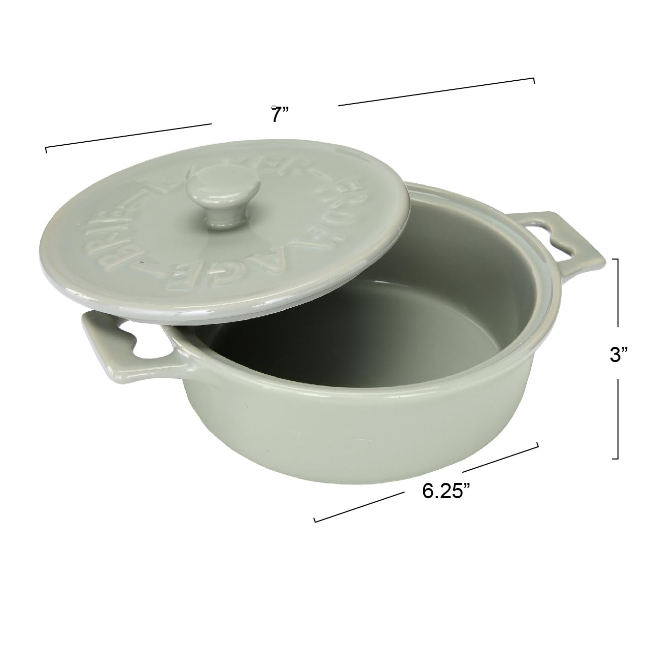 Creative Co-Op close-up of baker lid seal highlighting heat retention benefit