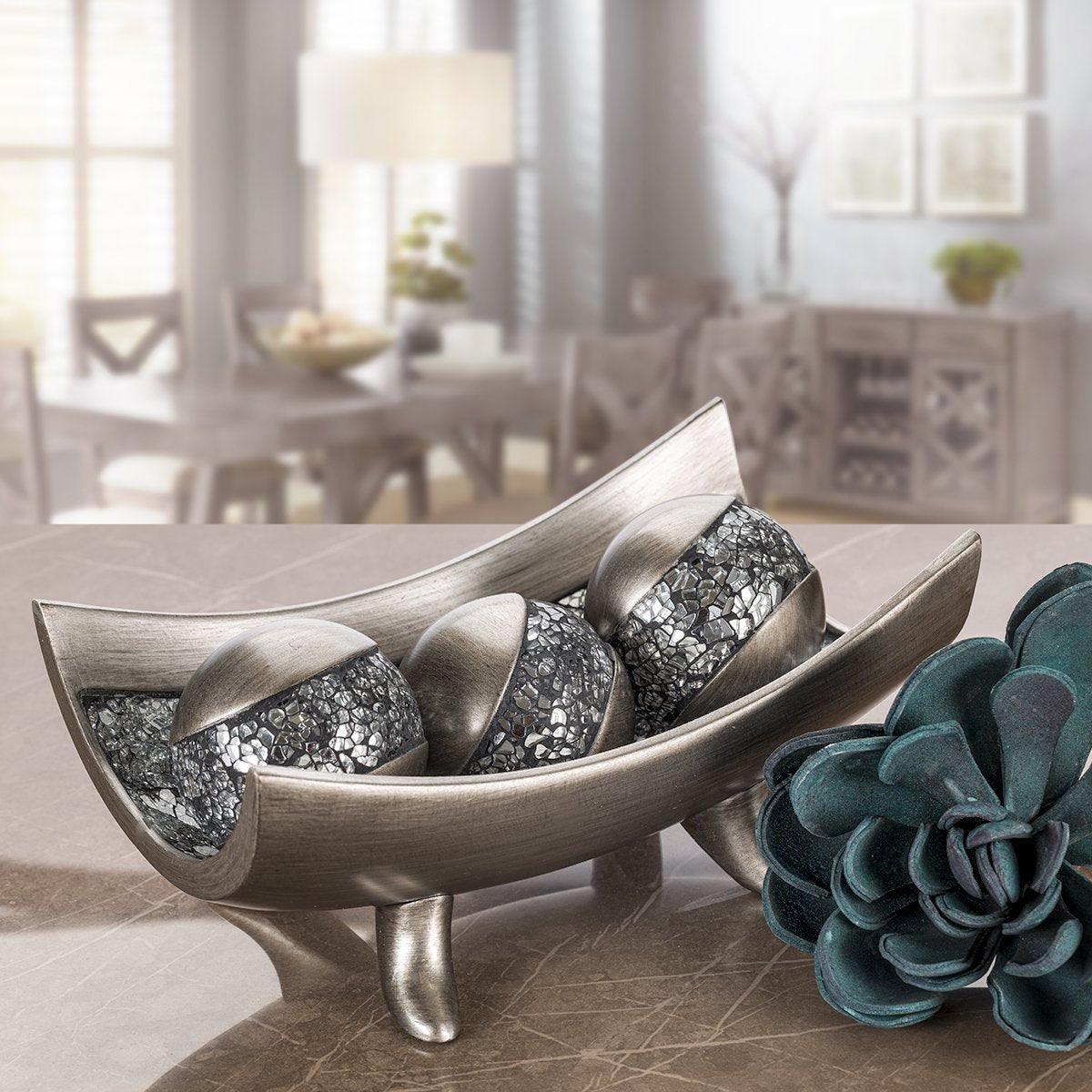 Creative Scents Schonwerk close-up crackled mirror texture highlighting shimmer