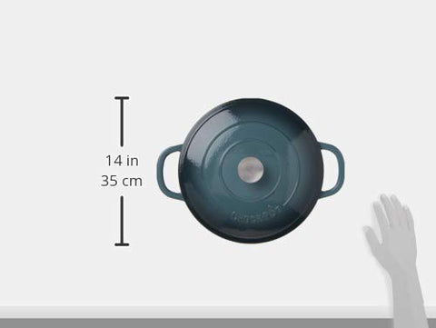 Crock-Pot braiser on stovetop searing meat evenly with superior heat retention