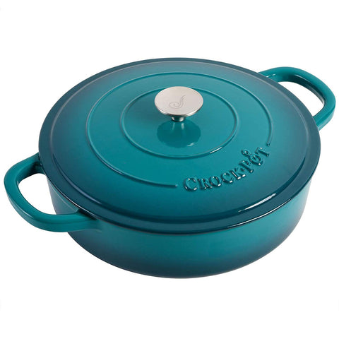 Crock-Pot Artisan lid closeup showing self-basting pattern and moisture retention benefit