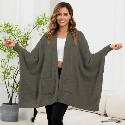 CUBRIDGE two front pockets visible for warming hands and storing essentials