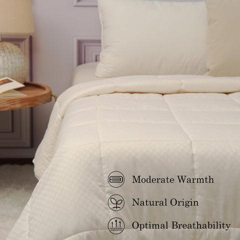 CUDDLE DREAMS close-up of Australian wool fill revealing natural loft and breathable warmth