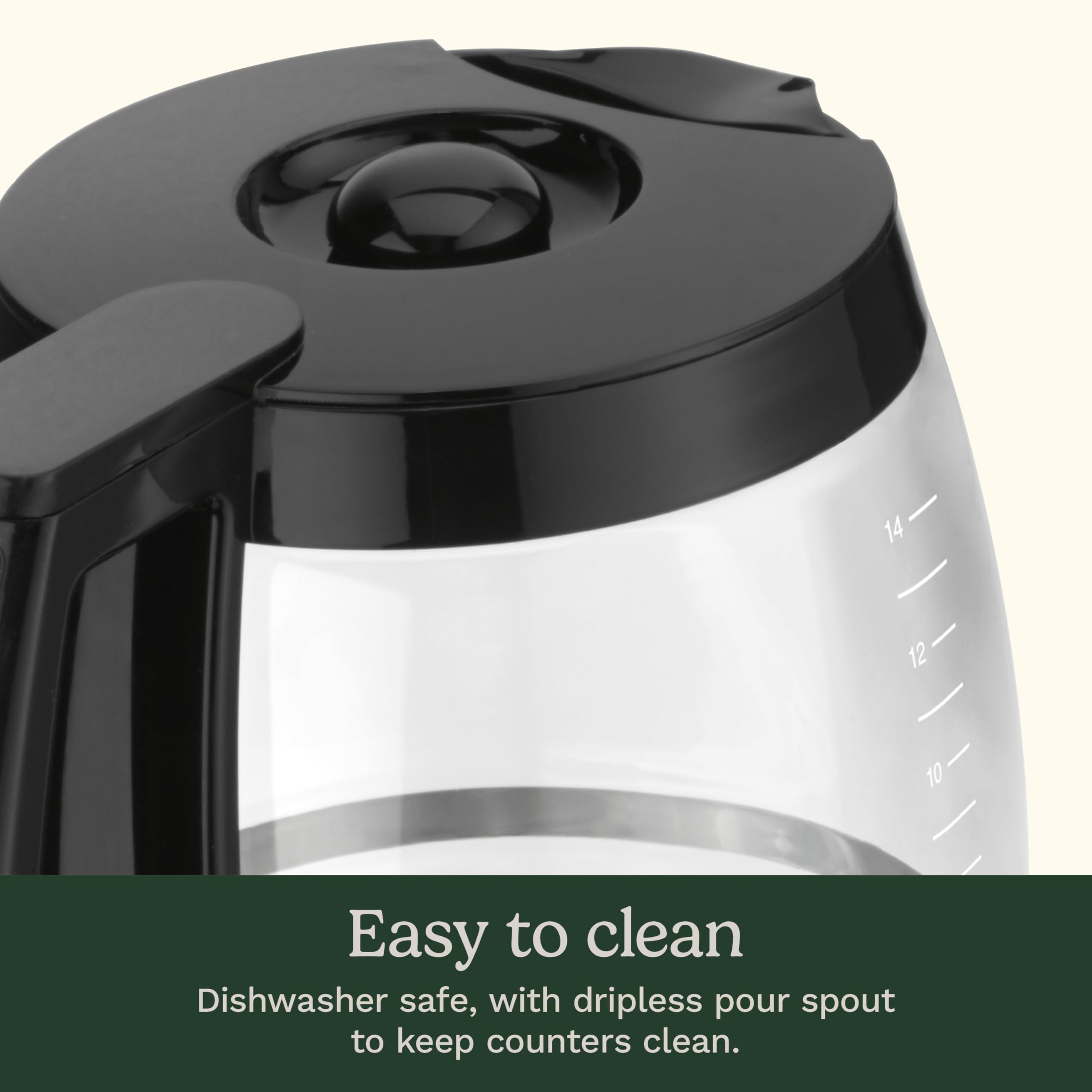 Cuisinart lid and dripless spout detail preventing spills and ensuring tidy pours