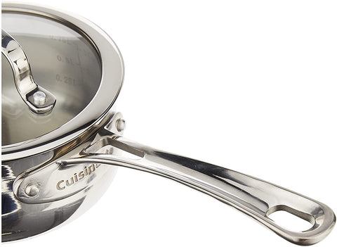 Cuisinart contoured handle detail for a secure comfortable grip benefit