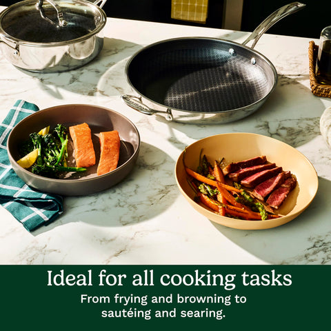 Cuisinart FusionPlus cooking eggs to show delicate food release and even heat