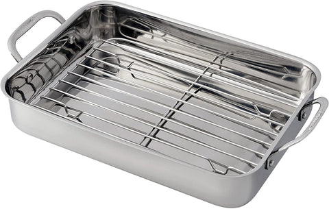 Cuisinart lasagna pan with stainless roasting rack detail for even roasting and airflow