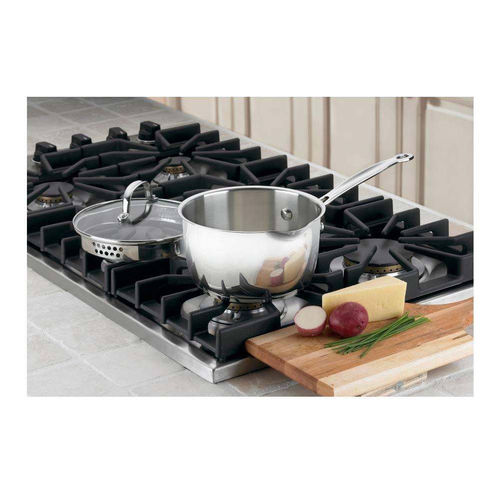 Cuisinart saucepan top view with lid and interior measurements for precise cooking